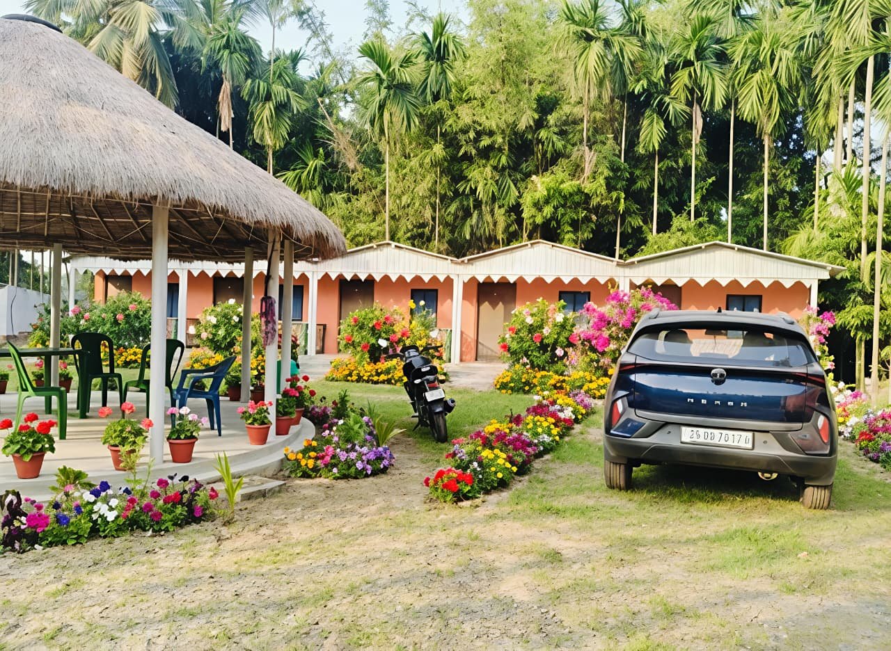 Jolly Jungle Beach Resort garden cottages, Dublagadi